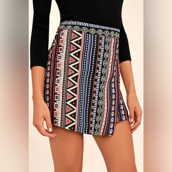 fab'rik Dresses & Skirts - fab'rik Black & Multicolor Aztec Patterned Skirt